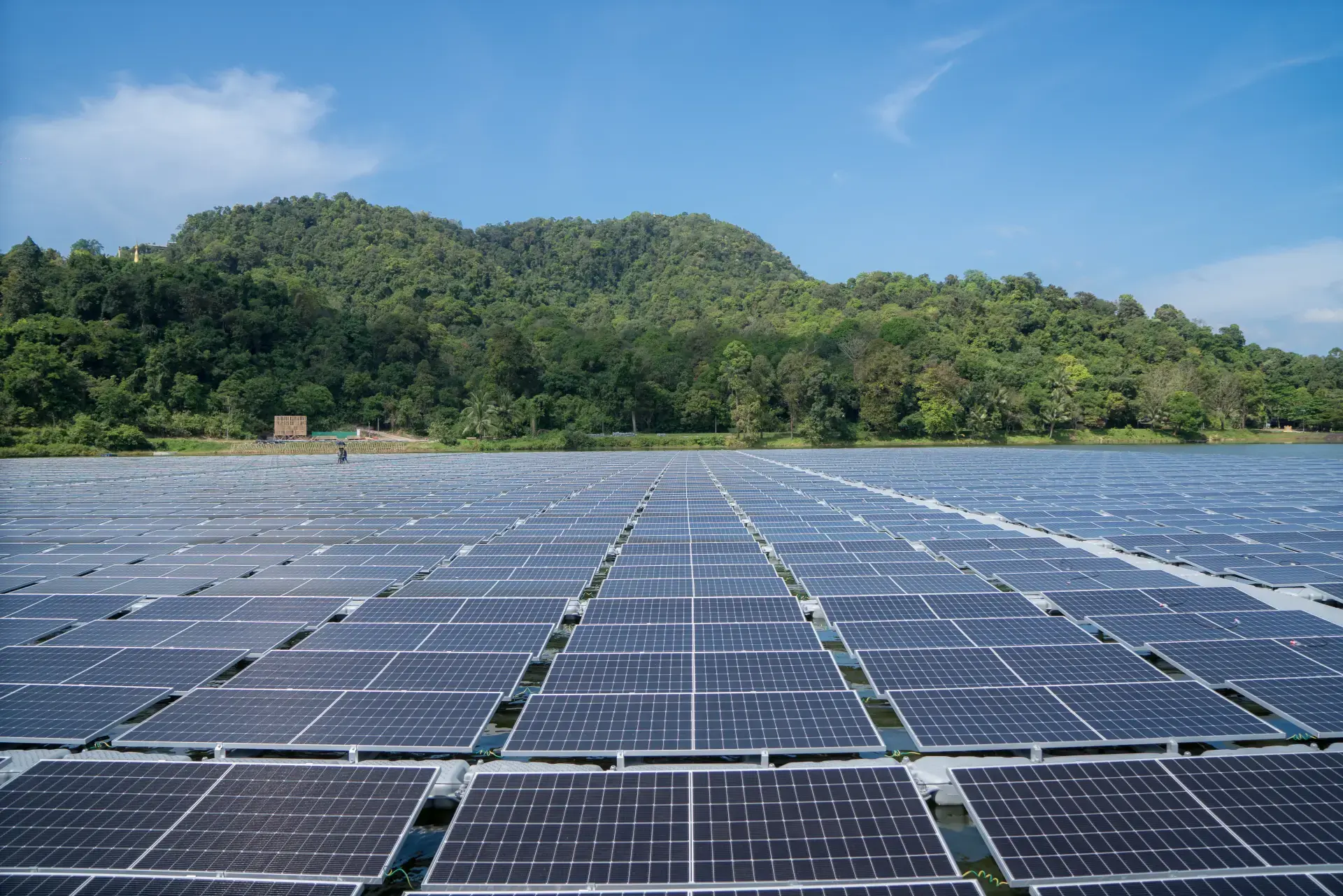 Floating solar project with clean rows of photovoltaic panels